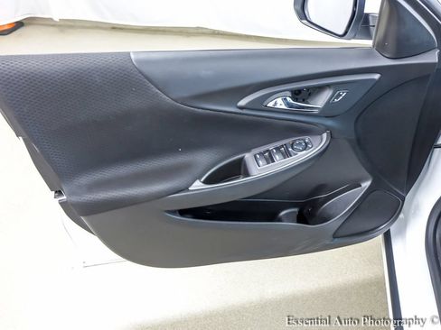 Used 2023 Chevrolet Malibu LT FWD image 19