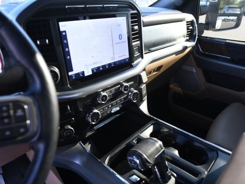 Used 2021 Ford F150 Lariat w/ Equipment Group 502A High AWD/4WD image 17