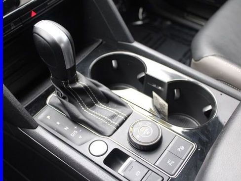 Used 2023 Volkswagen Atlas SEL Premium image 49