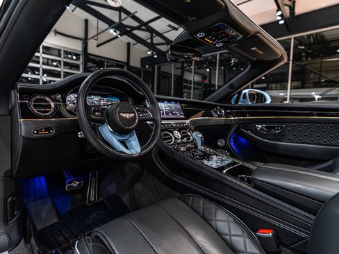 Used 2024 Bentley Continental GT S image 7