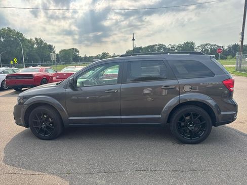 Used 2018 Dodge Journey GT w/ Nav & Sun Group AWD/4WD image 8