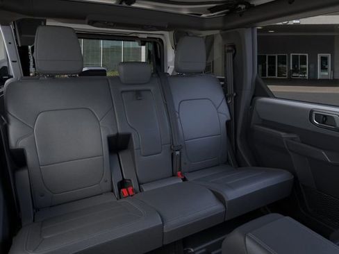 New 2026 Ford Bronco Big Bend w/ Black Diamond Package AWD/4WD image 11