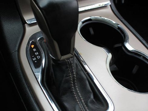 Used 2016 Jeep Grand Cherokee Limited w/ Trailer Tow Group IV image 35