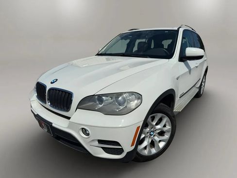 Used 2013 BMW X5 xDrive35i AWD/4WD image 1