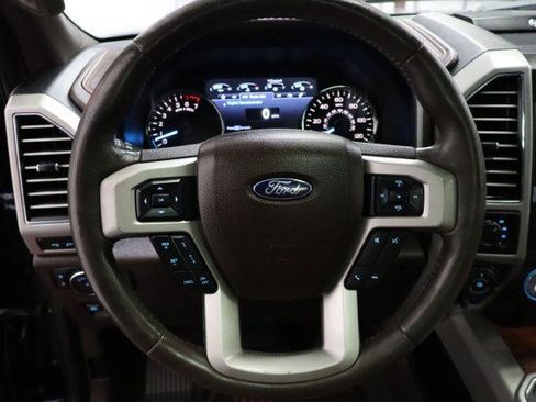 Used 2018 Ford F150 King Ranch w/ Equipment Group 601A Luxury AWD/4WD image 59