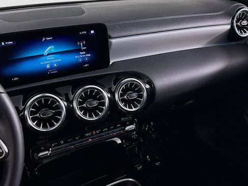 Certified 2023 Mercedes-Benz CLA 250 image 18