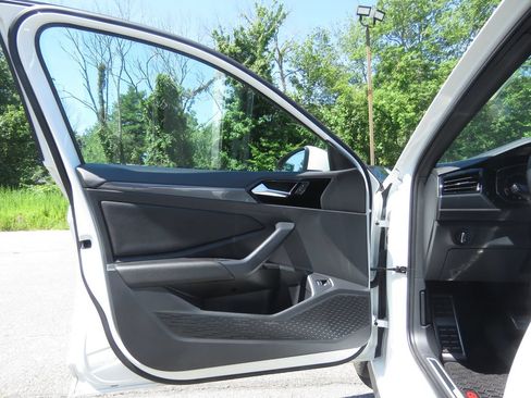 Used 2021 Volkswagen Jetta GLI FWD image 9