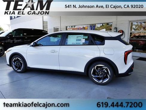 New 2026 Kia K4 EX FWD image 11