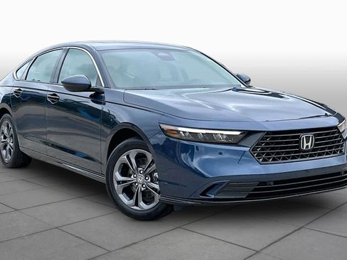 New 2026 Honda Accord EX-L image 2