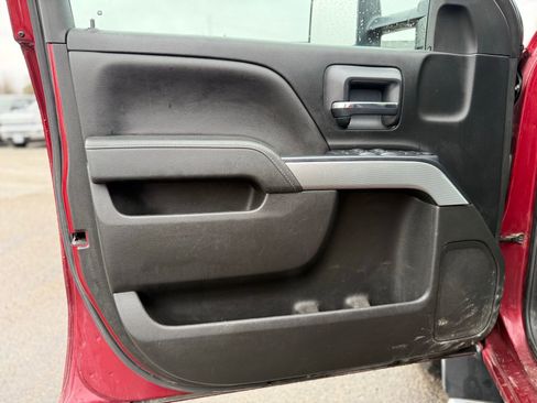 Used 2018 Chevrolet Silverado 1500 LT w/ All Star Edition image 12