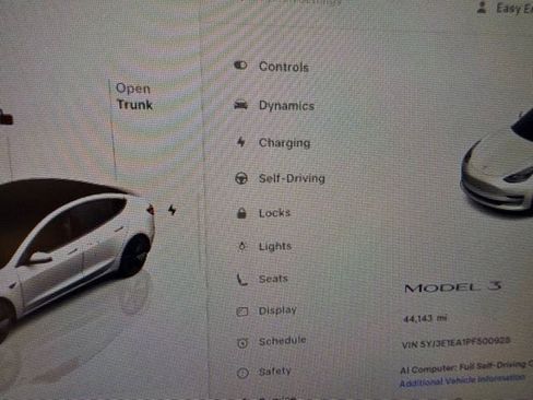 Used 2023 Tesla Model 3 Standard Range RWD image 2