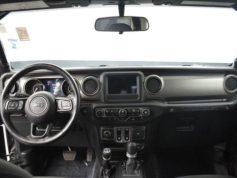 Used 2021 Jeep Wrangler Sport S image 11