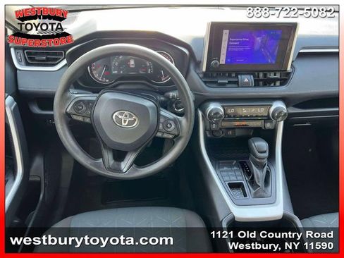 Certified 2025 Toyota RAV4 XLE AWD/4WD image 17