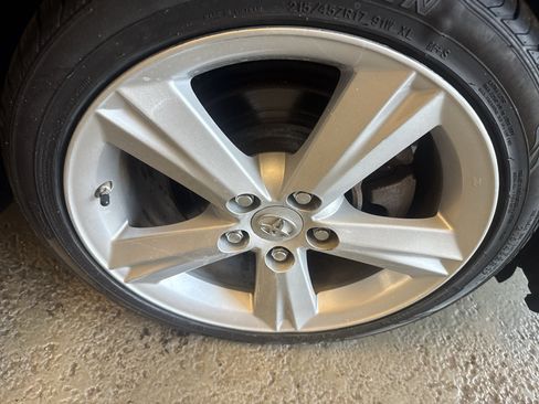 Used 2010 Toyota Matrix S FWD image 34