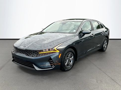 Used 2023 Kia K5 LXS FWD image 3