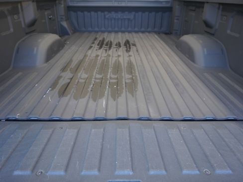 Used 2020 GMC Sierra 3500 AT4 w/ AT4 Premium Package image 28