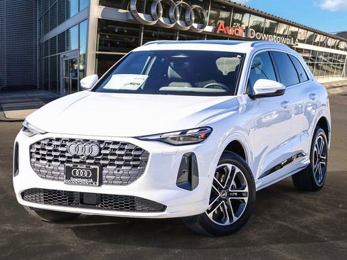 New 2025 Audi Q5 Premium image 1