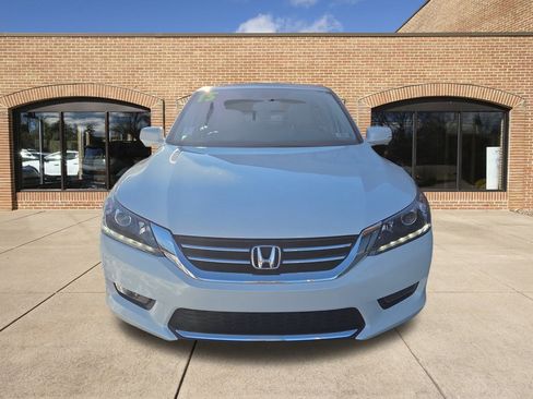 Used 2015 Honda Accord EX-L image 9