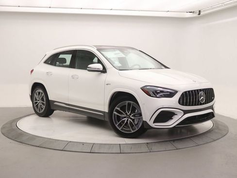 New 2026 Mercedes-Benz GLA 35 AMG 4MATIC image 1