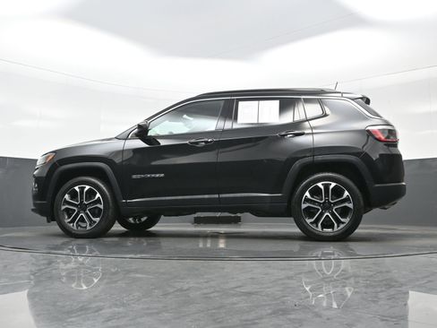 Used 2023 Jeep Compass Limited AWD/4WD image 23