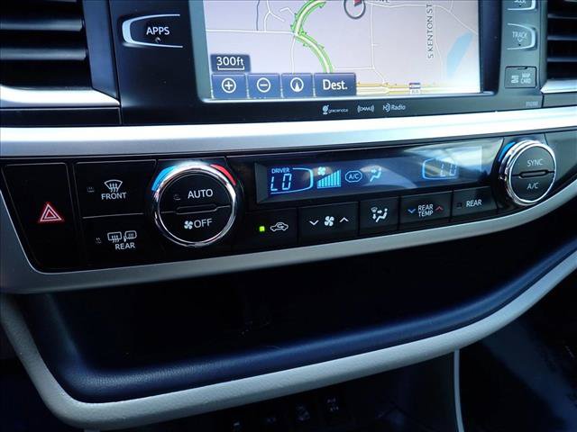 Certified 2019 Toyota Highlander XLE AWD/4WD image 23