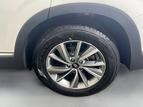 Used 2019 Hyundai Santa Fe SEL AWD/4WD image 26