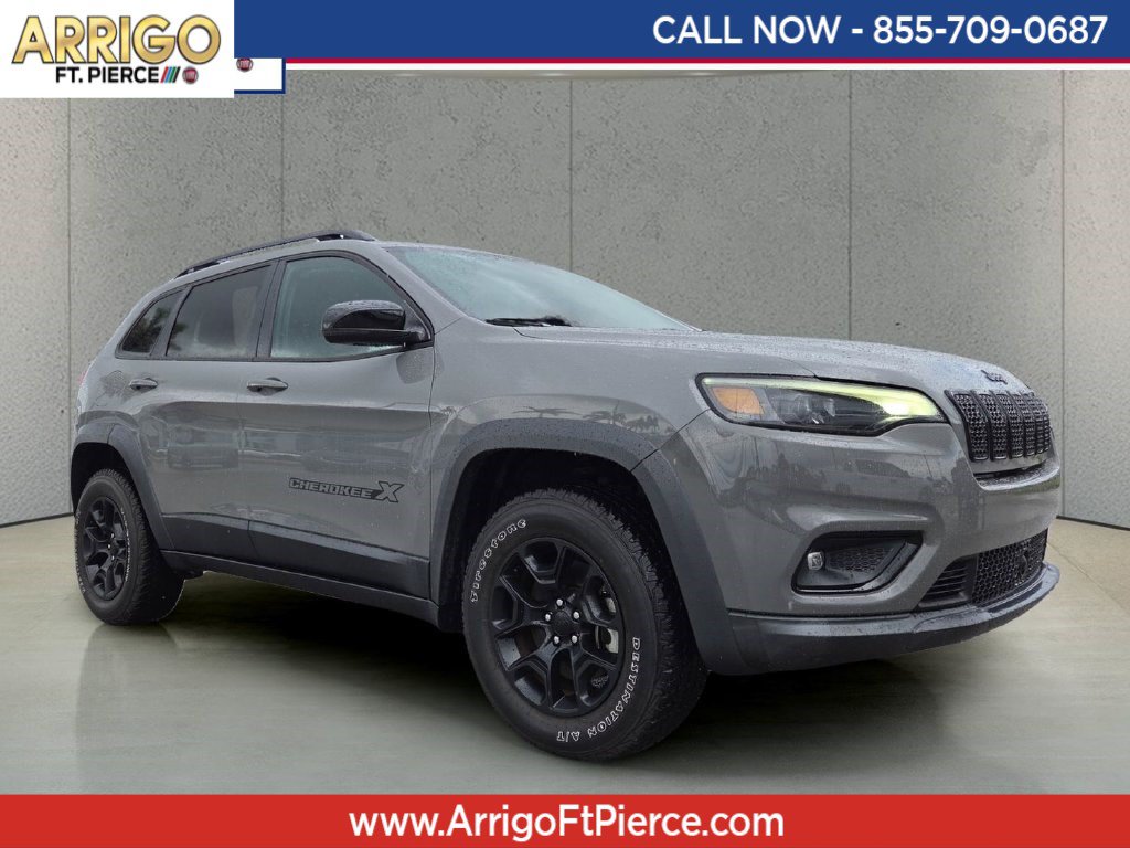 Used 2022 Jeep Cherokee Latitude w/ Trailer Tow Group AWD/4WD image 1