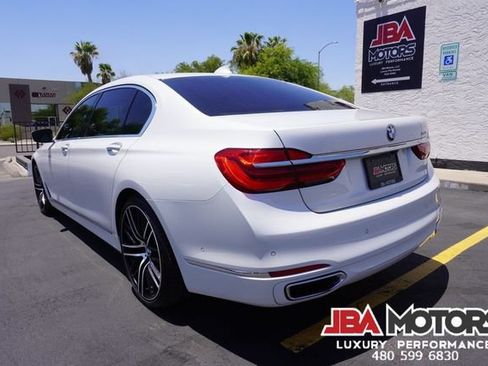 Used 2018 BMW 750i RWD image 58
