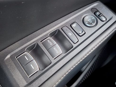Used 2025 Honda Accord Sport image 32