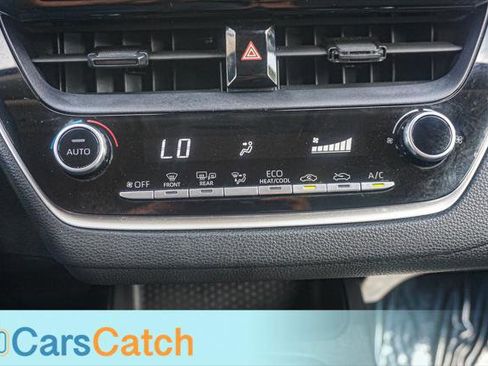 Used 2021 Toyota Corolla LE FWD image 23