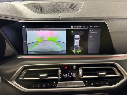 Used 2022 BMW X6 xDrive40i w/ Executive Package AWD/4WD image 24