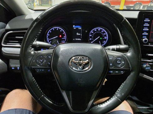 Used 2021 Toyota Camry SE FWD image 33