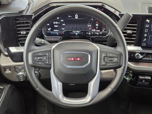 Used 2025 GMC Sierra 1500 SLT AWD/4WD image 14