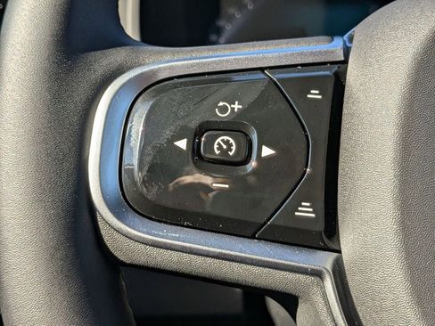 New 2026 Volvo XC90 B6 Plus w/ Protection Package Premier image 30