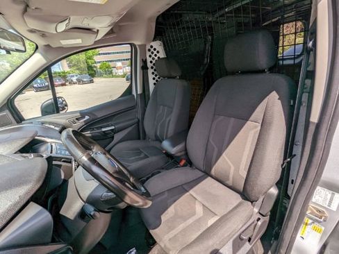 Used 2018 Ford Transit Connect XLT image 15