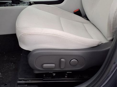 Used 2024 Hyundai Kona SEL image 24