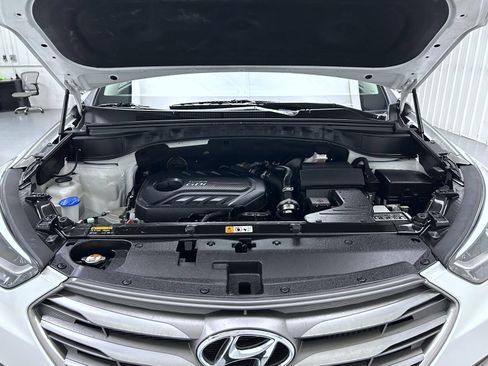 Used 2017 Hyundai Santa Fe Sport w/ Cargo Package AWD/4WD image 24
