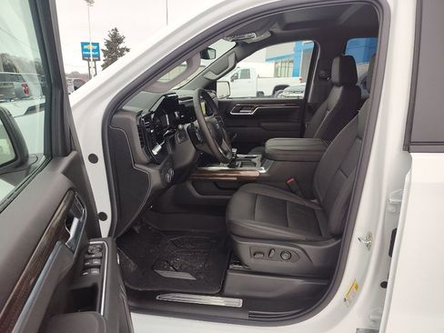 New 2026 Chevrolet Silverado 1500 RST w/ Redline Edition image 13