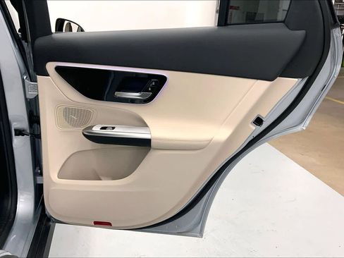 New 2026 Mercedes-Benz GLC 300 image 12