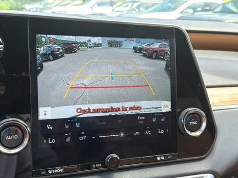 Used 2023 Lexus RX 350 Premium w/ Accessory Package AWD/4WD image 16