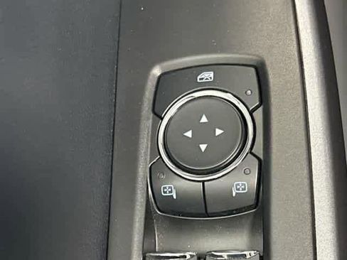 Used 2025 Ford F250 XLT image 13