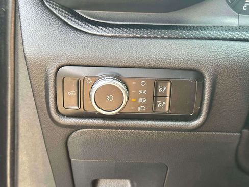 Used 2023 Ford Explorer ST-Line AWD/4WD image 21