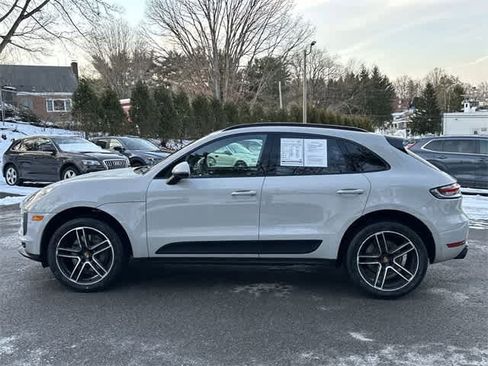 Used 2020 Porsche Macan S image 2