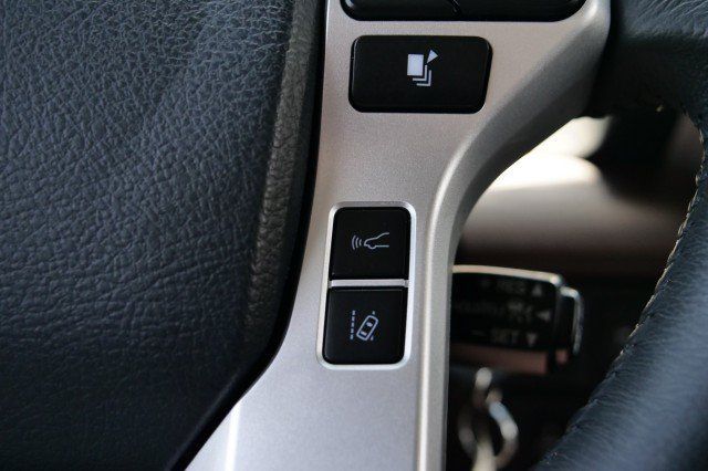Used 2019 Toyota Tundra Limited w/ Limited Premium Package AWD/4WD image 23