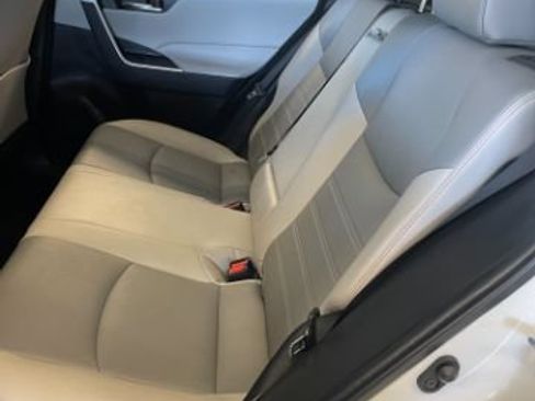 Used 2022 Toyota RAV4 XLE Premium FWD image 18