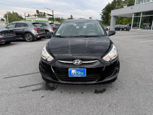 Used 2016 Hyundai Accent SE FWD image 3