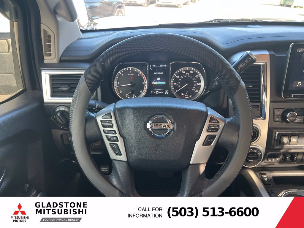 Used 2017 Nissan Titan SV AWD/4WD image 12