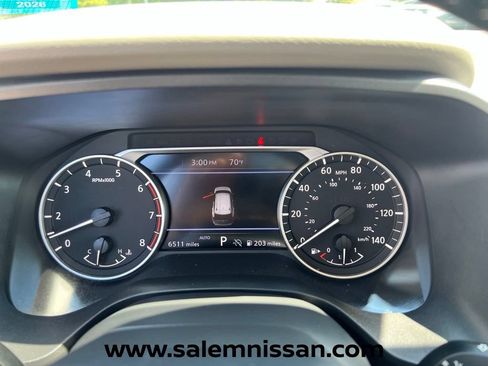 Used 2025 Nissan Rogue SV w/ SV Premium Package AWD/4WD image 14