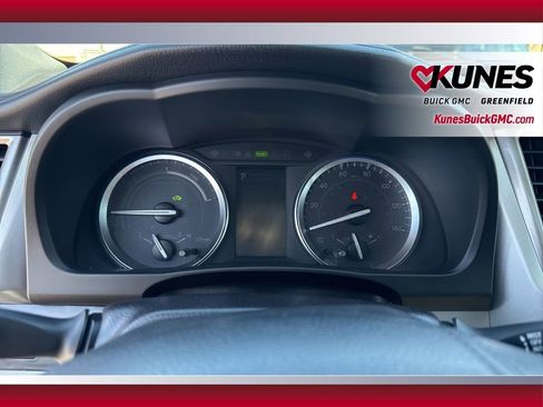 Used 2019 Toyota Highlander Limited image 26