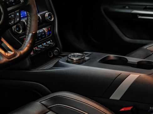 Used 2022 Ford Mustang Shelby GT500 w/ Technology Package image 56